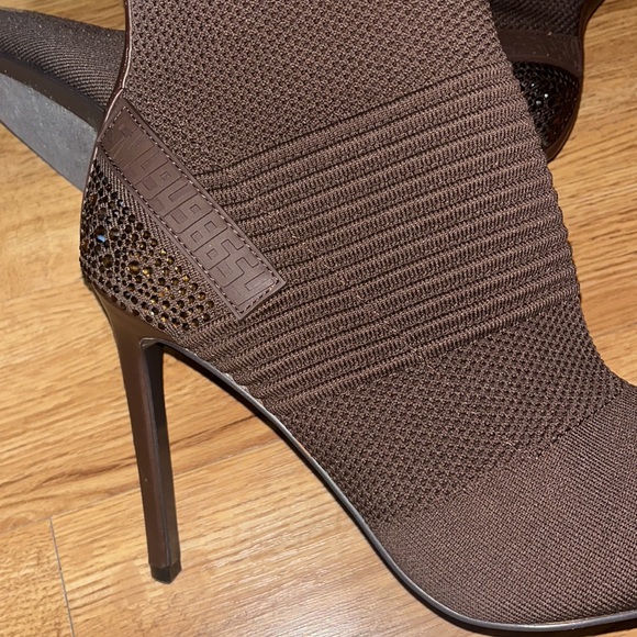 π π€π β’𫦠Steve Madden x Slayyyyyβn Vibes π«¦β’π€π π€ - Picture 4 of 11